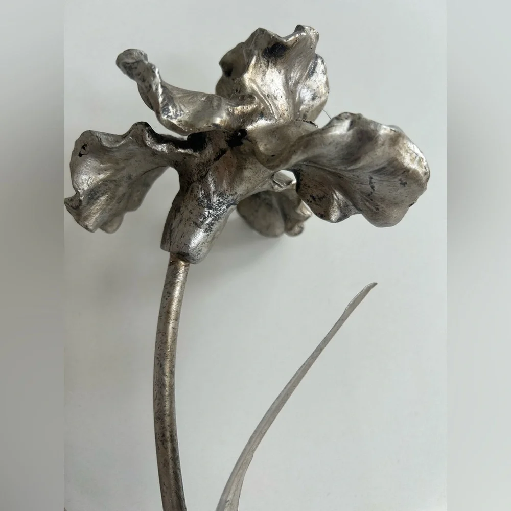 Handmade Welded Metal Flower Sculpture on Wood Base Rustic Industrial Art Decor - Picture 3 of 6
